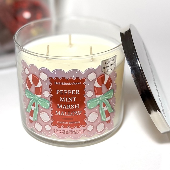 PEPPERMINT MARSHMALLOW 3 Wick Candle - Picture 4 of 4